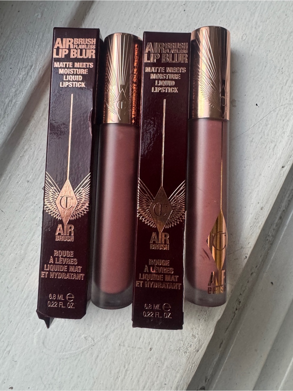 Charlotte Tilbury Airbrush Lip Blur Liquid Lipstick - Pillow Talk Medium Blur